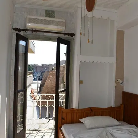 Guest house George Souliou House