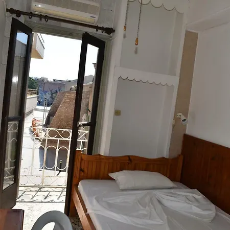 George Souliou House ريثيمنو